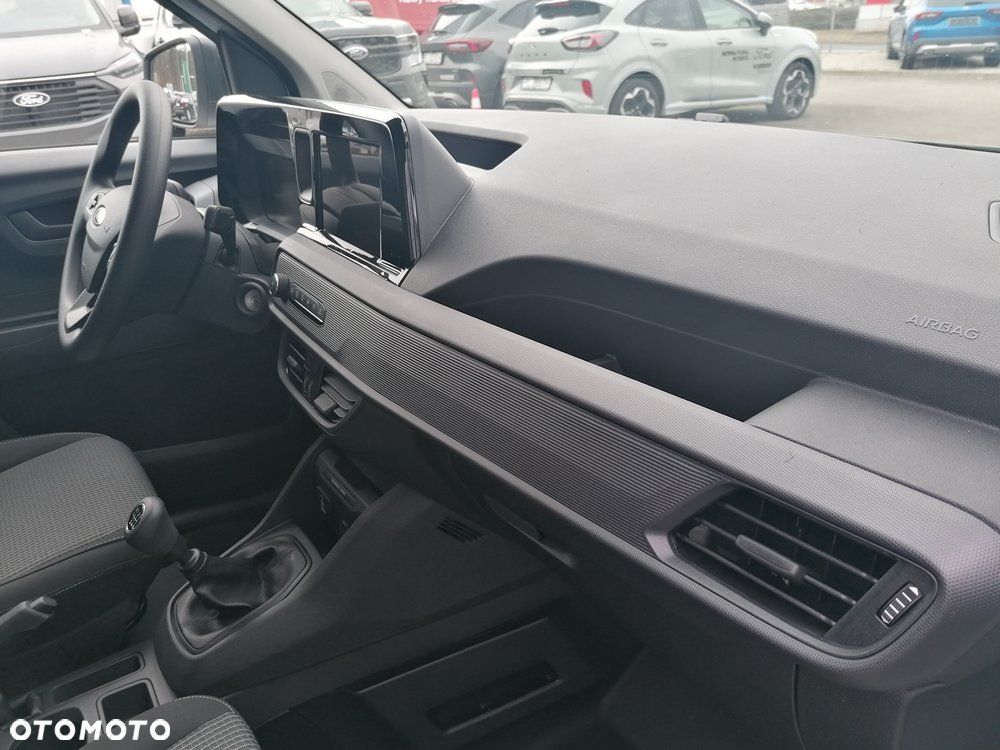 Ford Courier VAN - 24