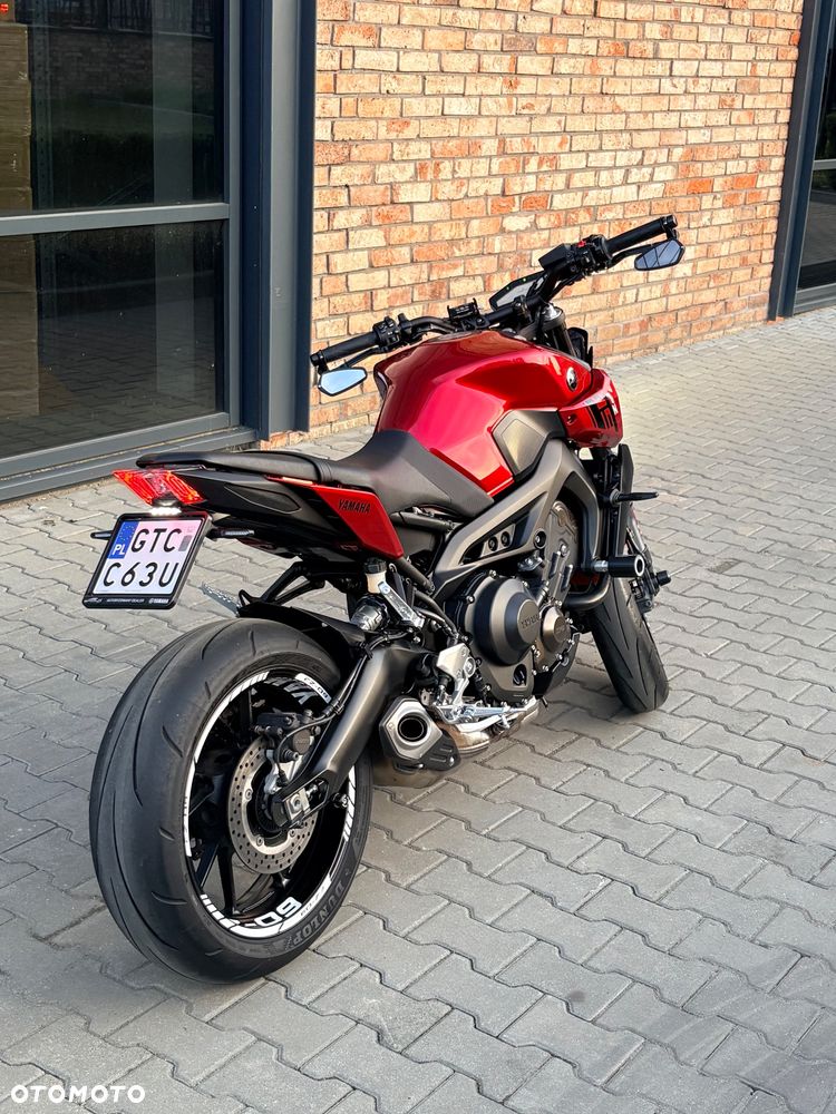 Yamaha FZ - 10