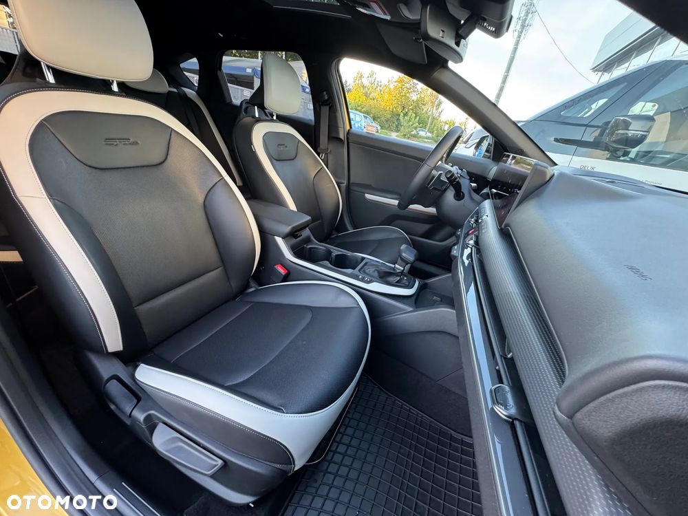 Kia K4 1.6 T-GDI GT Line - 31