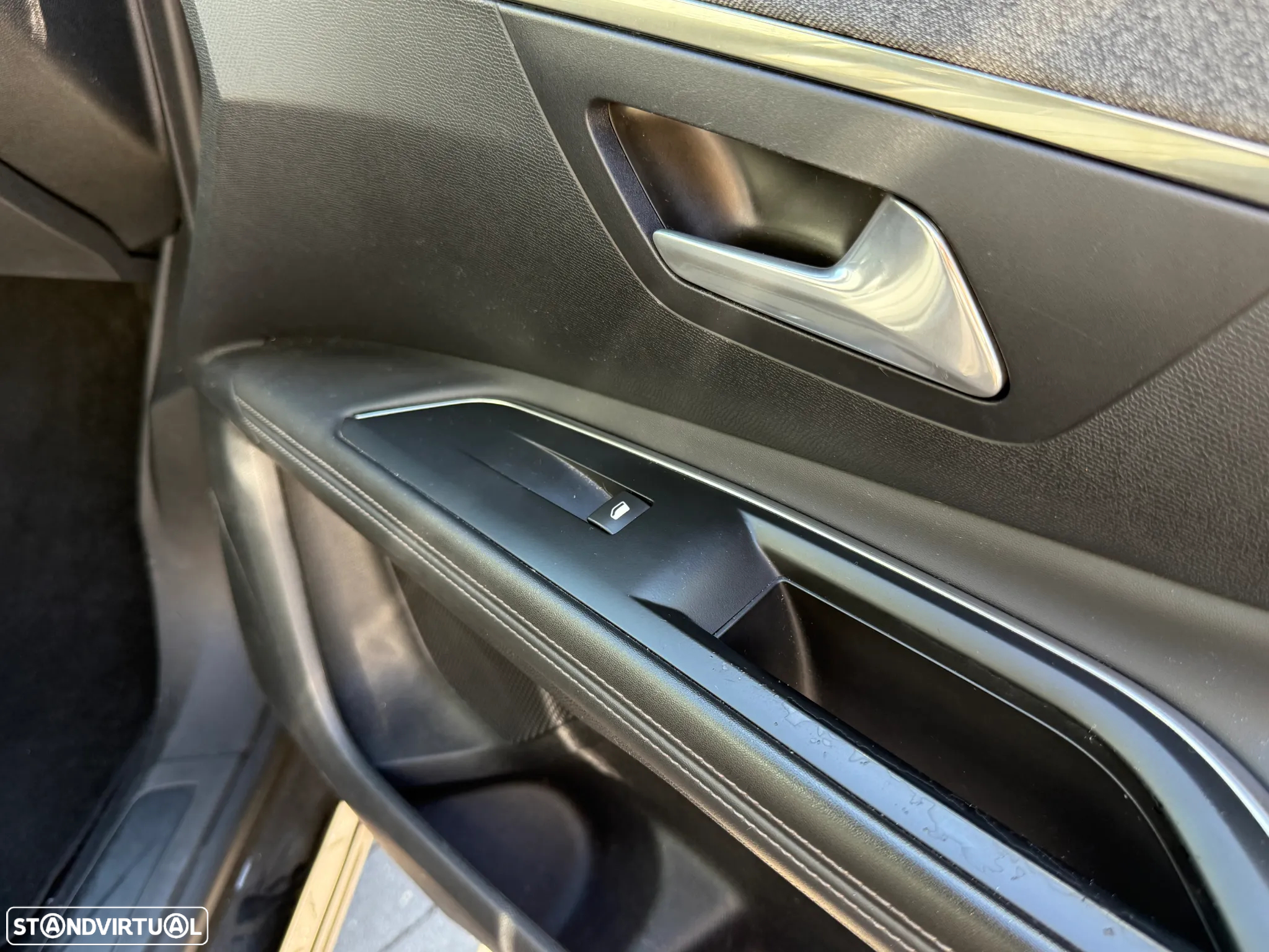 Peugeot 3008 1.6 BlueHDi Allure EAT6 - 19
