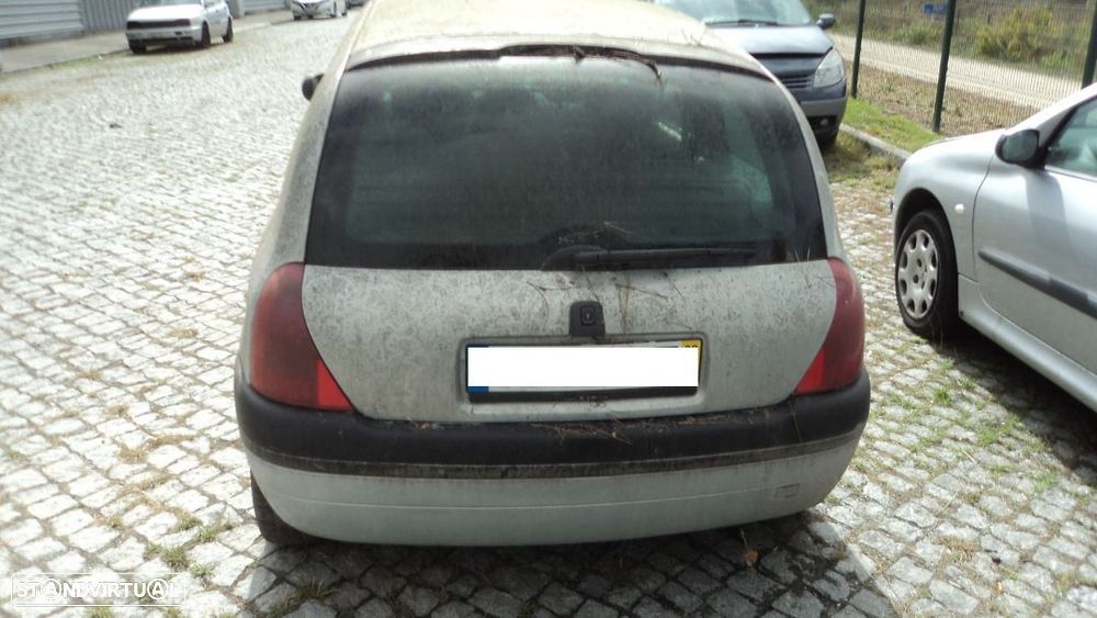 Renault Clio 1.9D Van 1999 - Para Peças - 4
