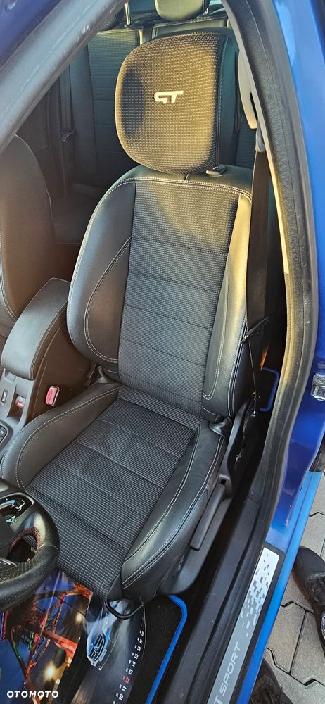 Renault Megane TCe 180 GT - 15