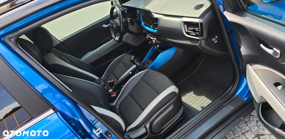 Kia Stonic 1.0 T-GDI MHEV L Business Line - 21