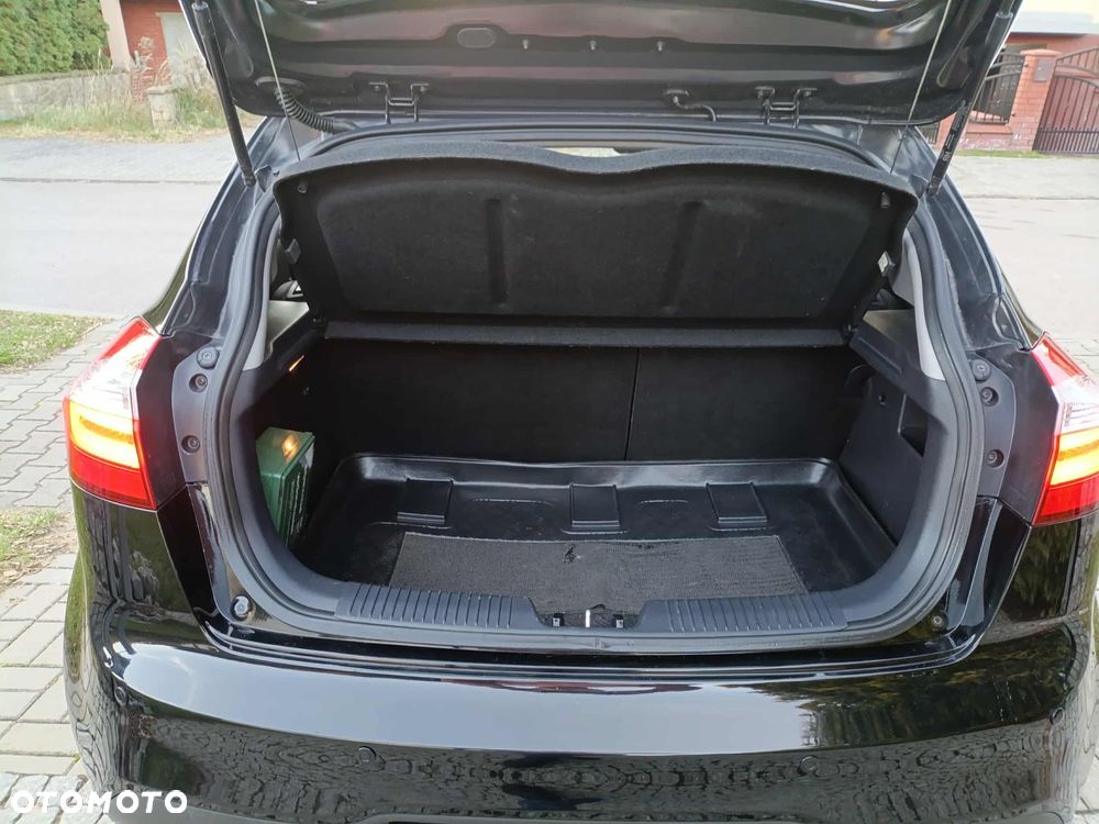 Kia Rio 1.4 Dream Team Edition - 12