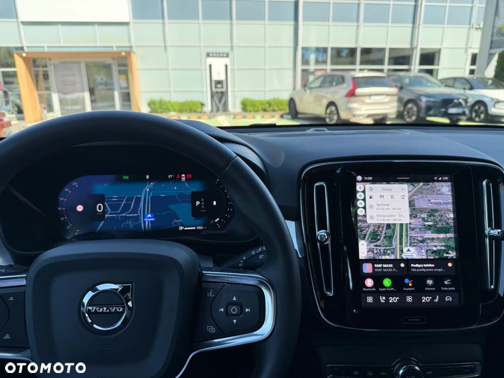 Volvo XC 40 B3 Plus Dark - 16