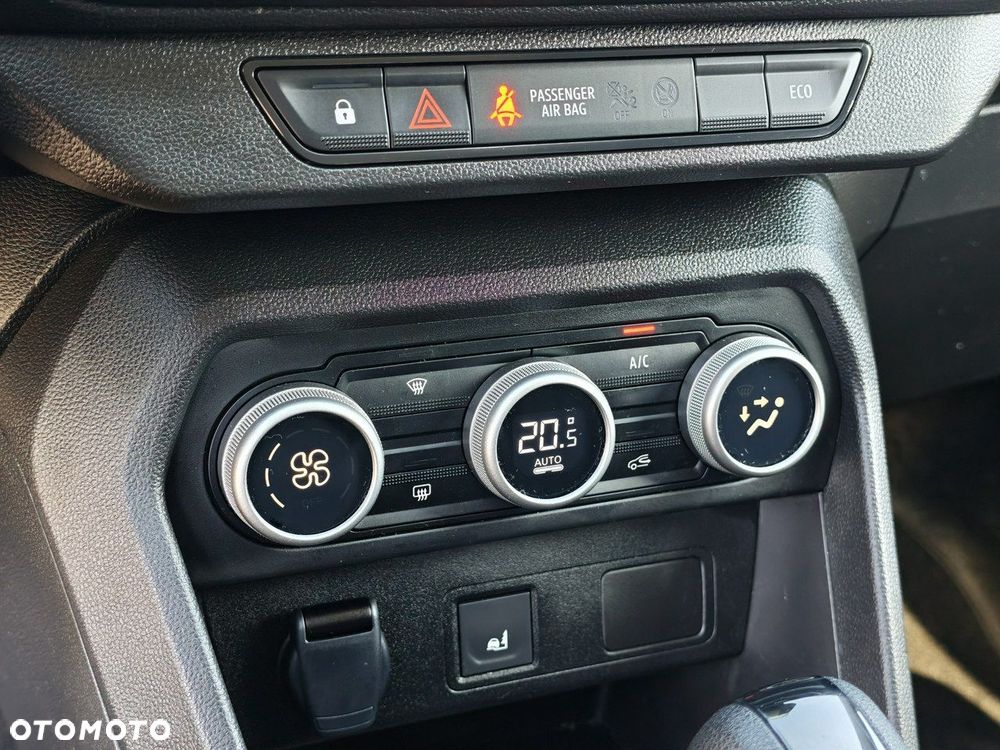 Dacia Jogger 1.6 Full Hybrid 140 Extreme MMT - 8