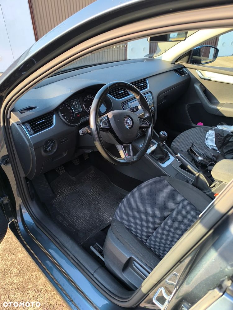 Skoda Octavia 1.6 TDI Ambition - 9