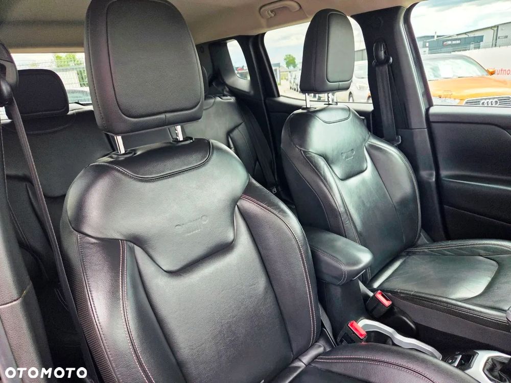 Jeep Renegade 1.4 MultiAir Longitude - 34