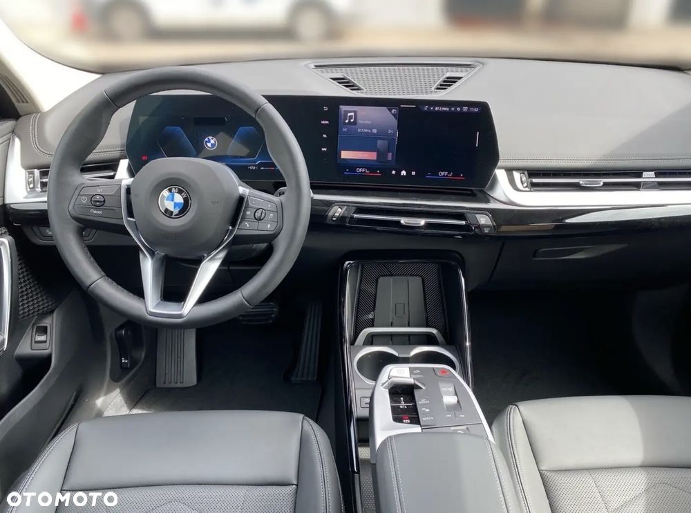 BMW X1 - 11