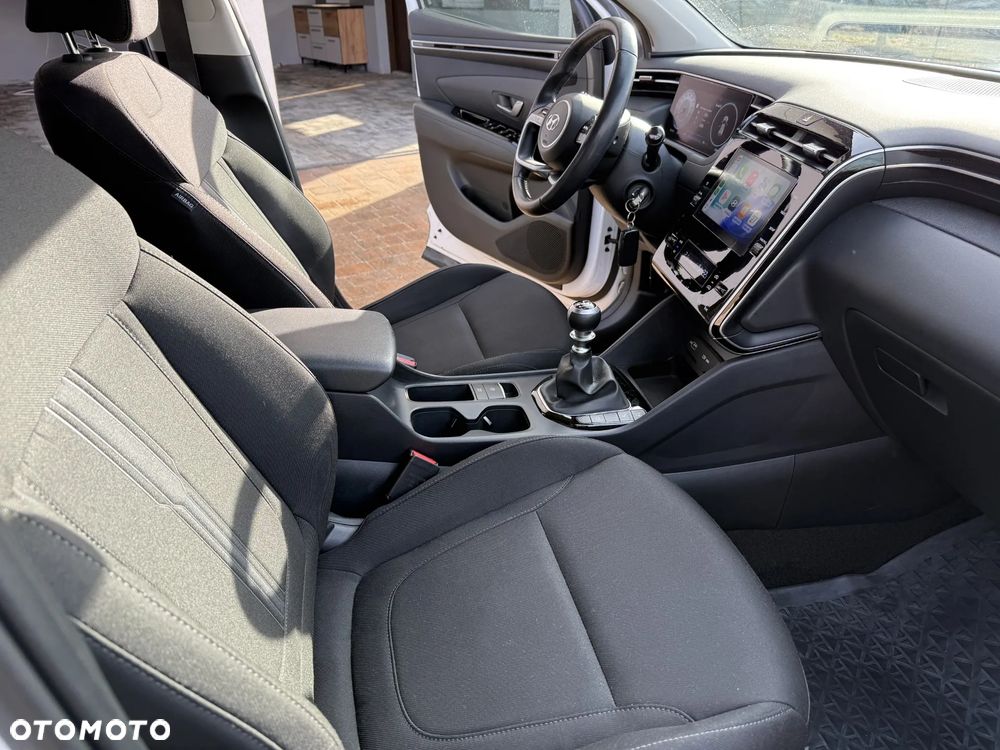 Hyundai Tucson 1.6 T-GDi Smart 2WD - 16