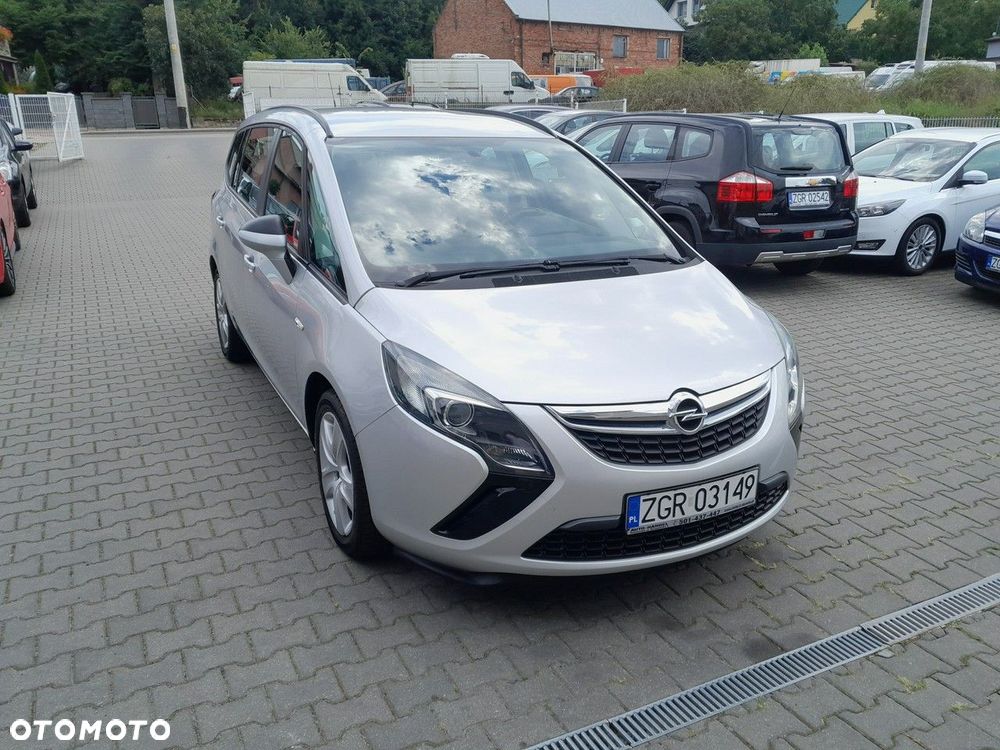 Opel Zafira - 2