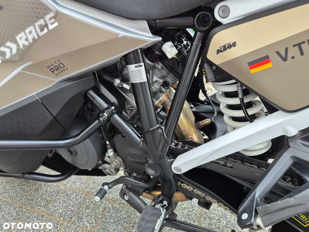 KTM Super Adventure - 7