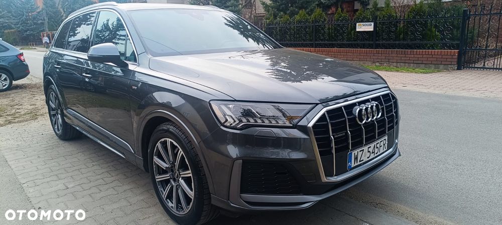 Audi Q7 - 1