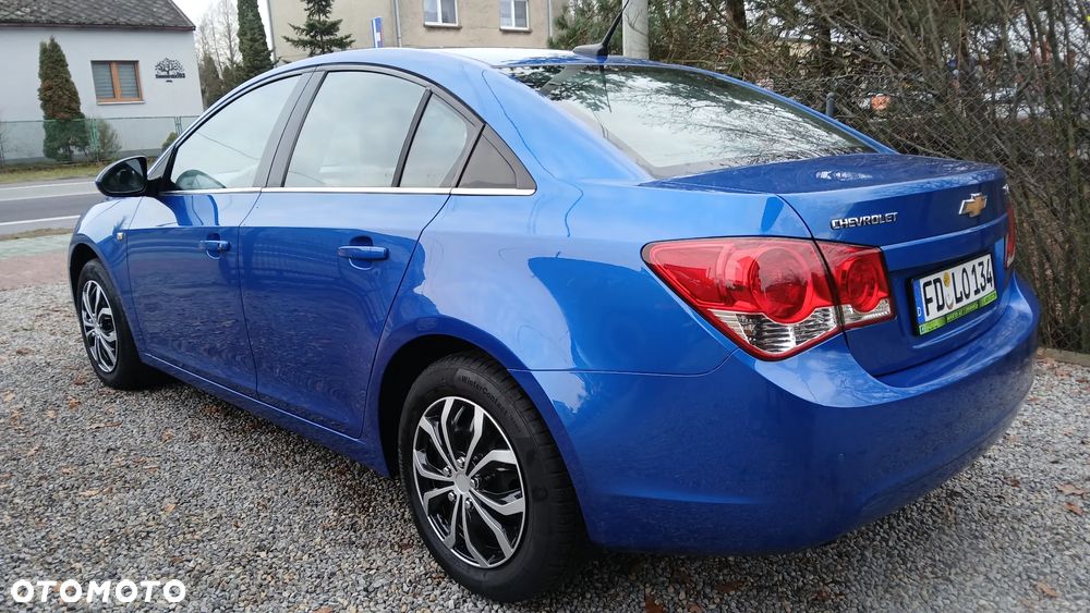 Chevrolet Cruze - 3