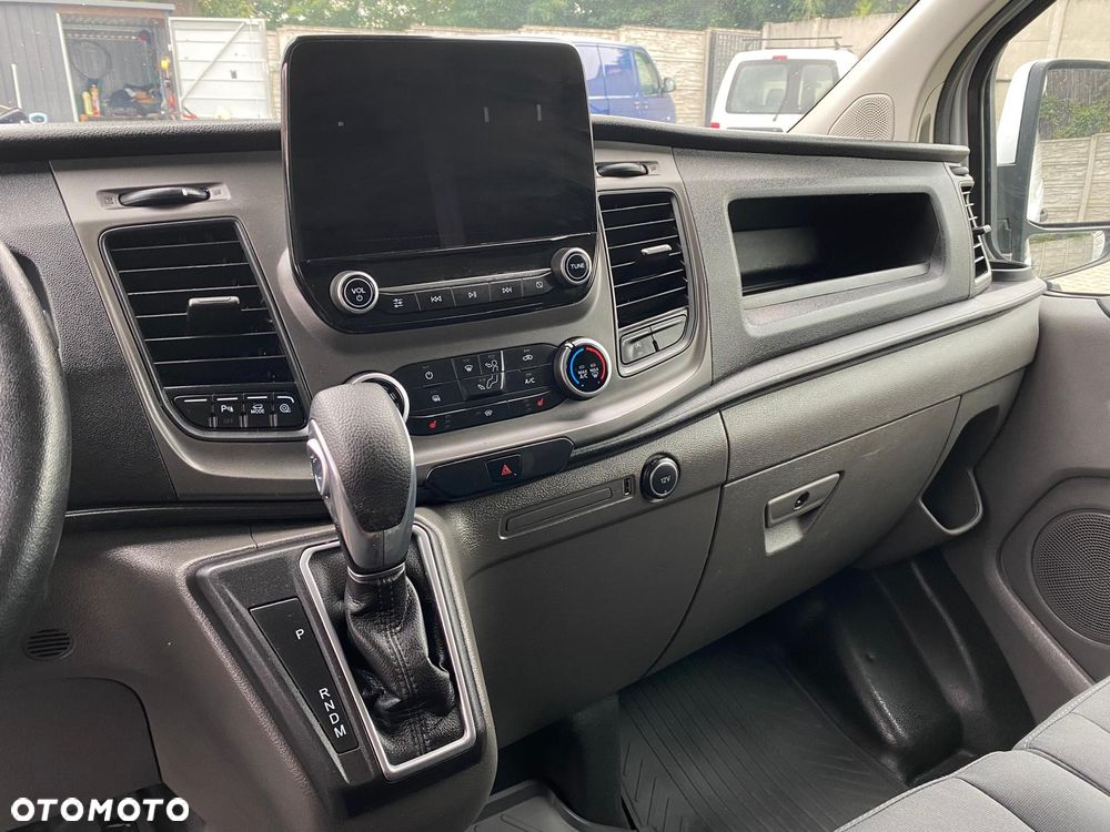 Ford TRANSIT CUSTOM - 19