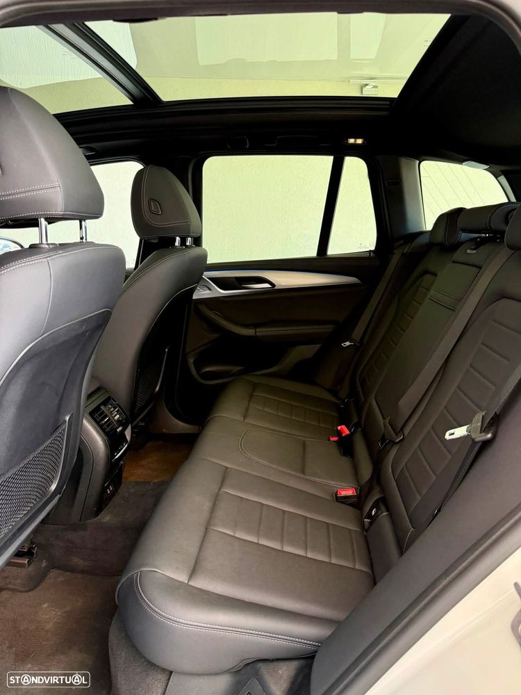 BMW iX3 - 23