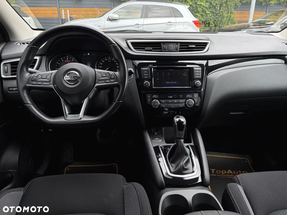 Nissan Qashqai 1.3 DIG-T N-Connecta DCT - 35