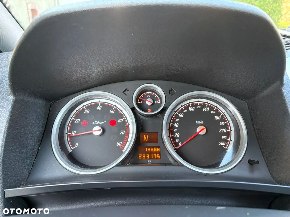 Opel Zafira 1.8 Easytronic Family Plus - 17