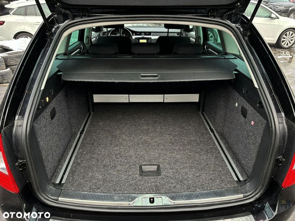 Skoda Superb 2.0 TDI DSG Exclusive - 5