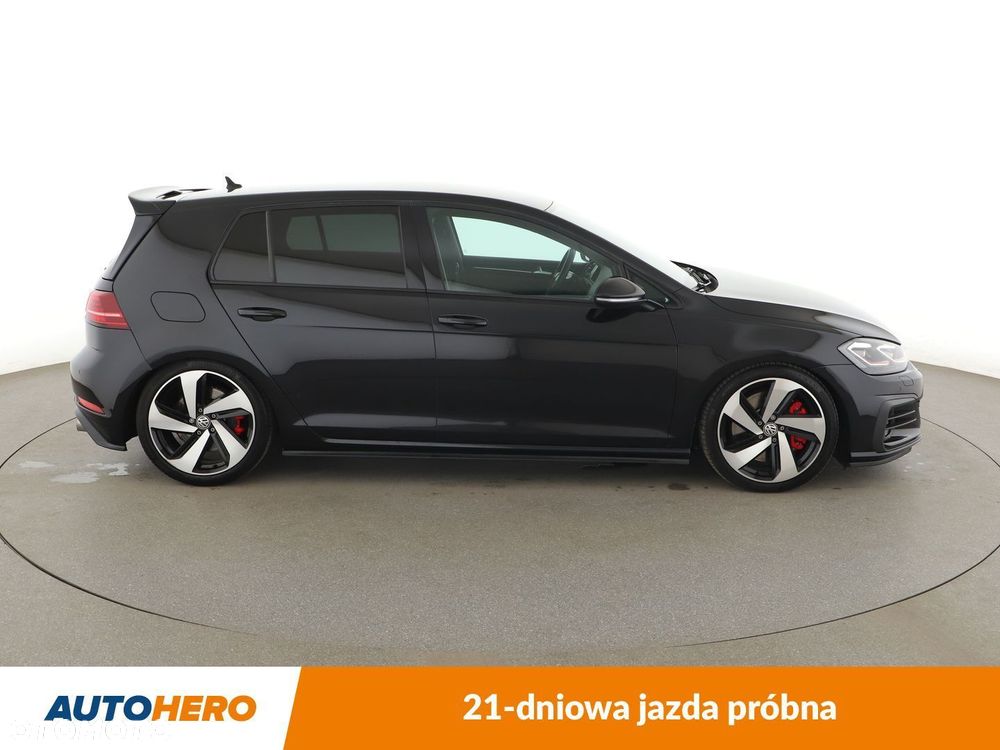 Volkswagen Golf - 7