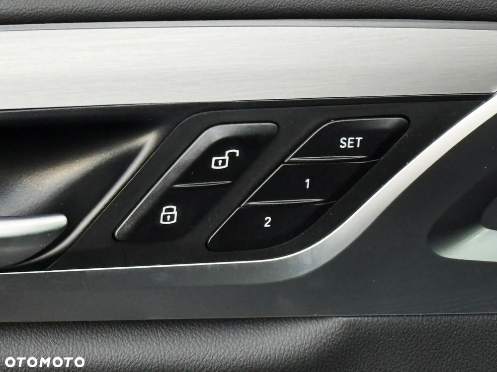 BMW X4 xDrive20d mHEV M Sport sport - 24