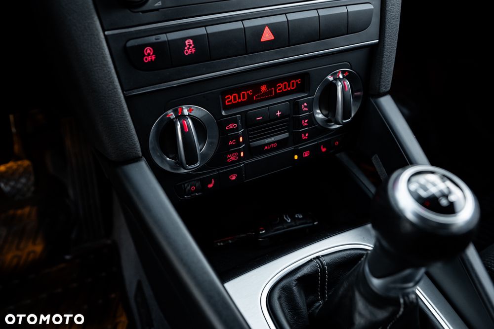 Audi A3 Sportback 2.0 TDI DPF Attraction - 31