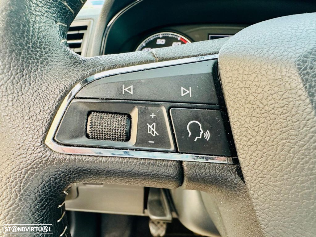 SEAT Arona 1.0 TGI Xcellence - 13