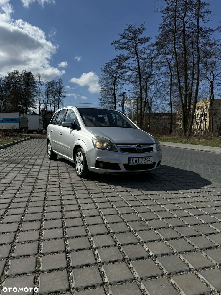 Opel Zafira 1.9 CDTI Cosmo - 1