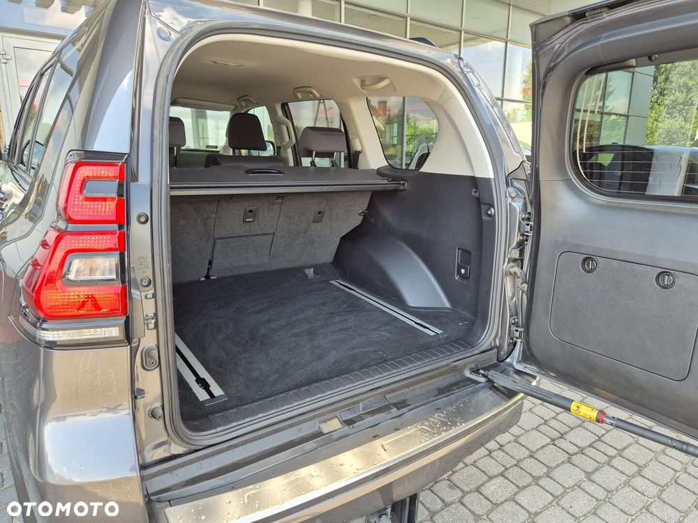Toyota Land Cruiser LC 2.8 D-4D Prestige - 30