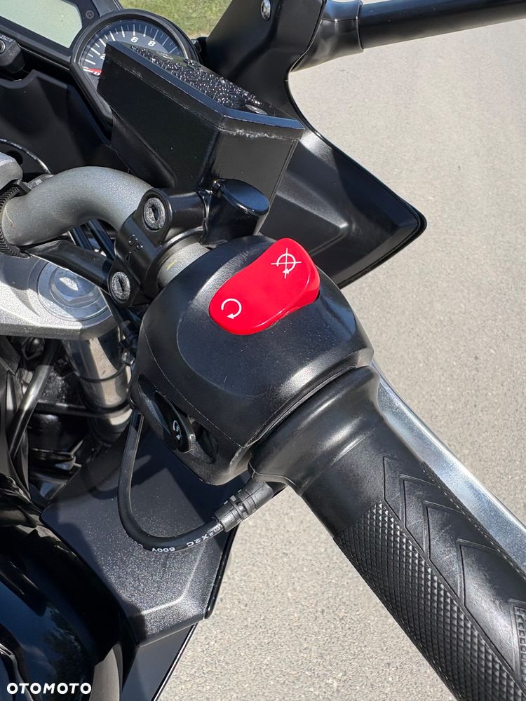 Yamaha FZ6 - 18