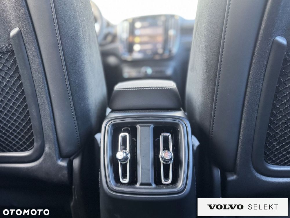 Volvo XC 40 - 19