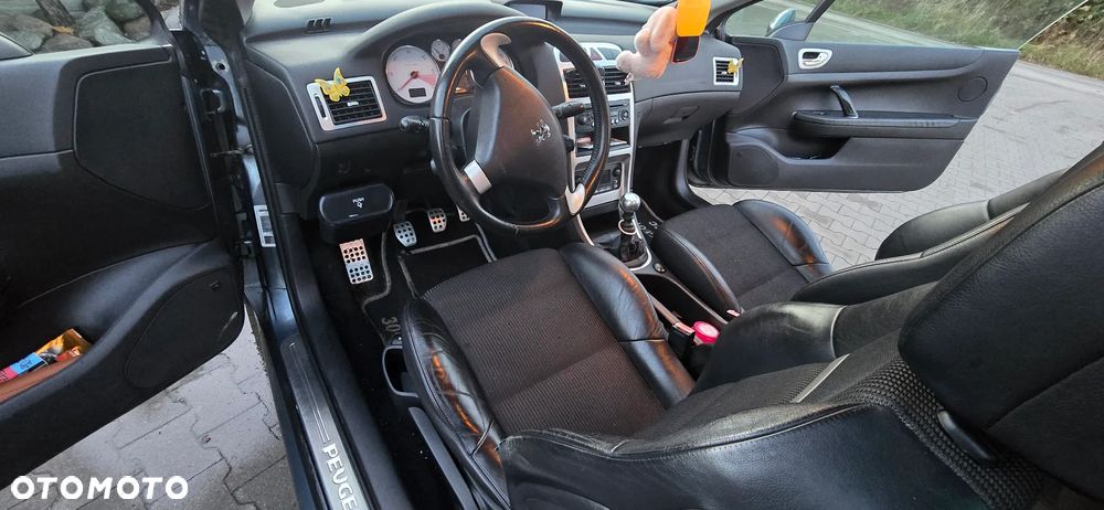Peugeot 307 CC 2.0 HDi Intense - 2