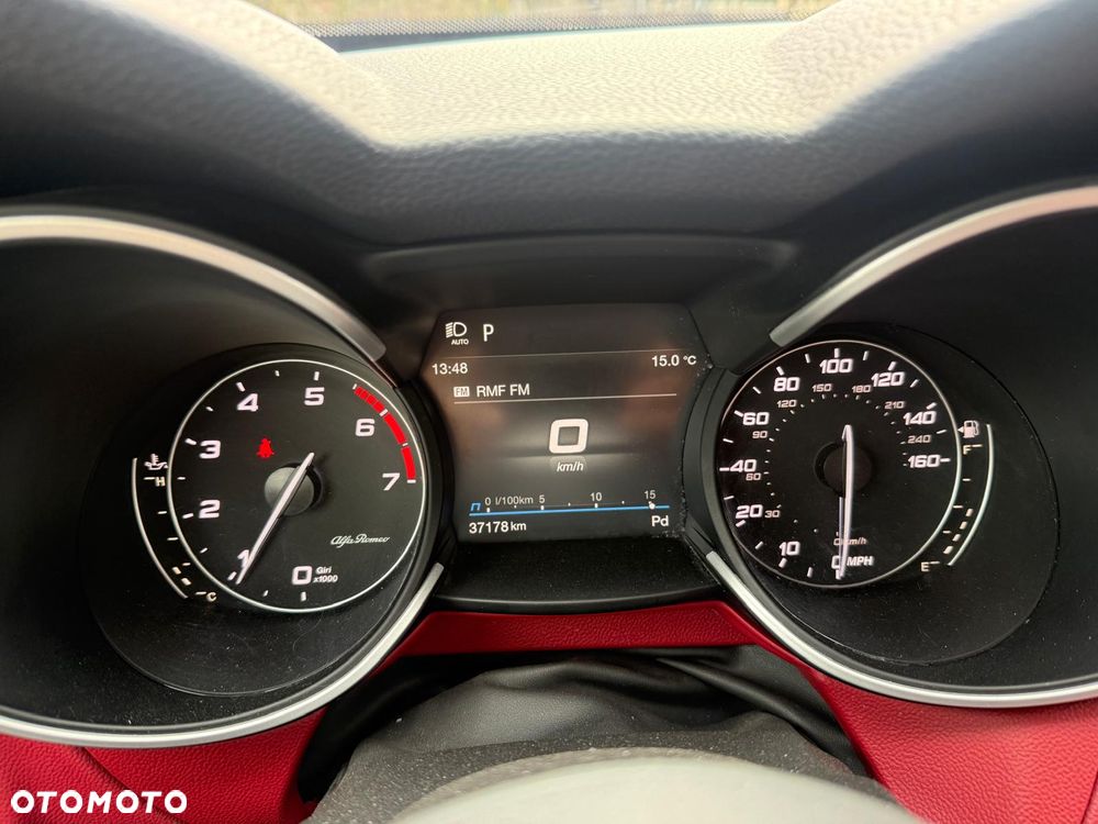 Alfa Romeo Stelvio 2.0 Turbo 16V AT8-Q4 Competizione - 27