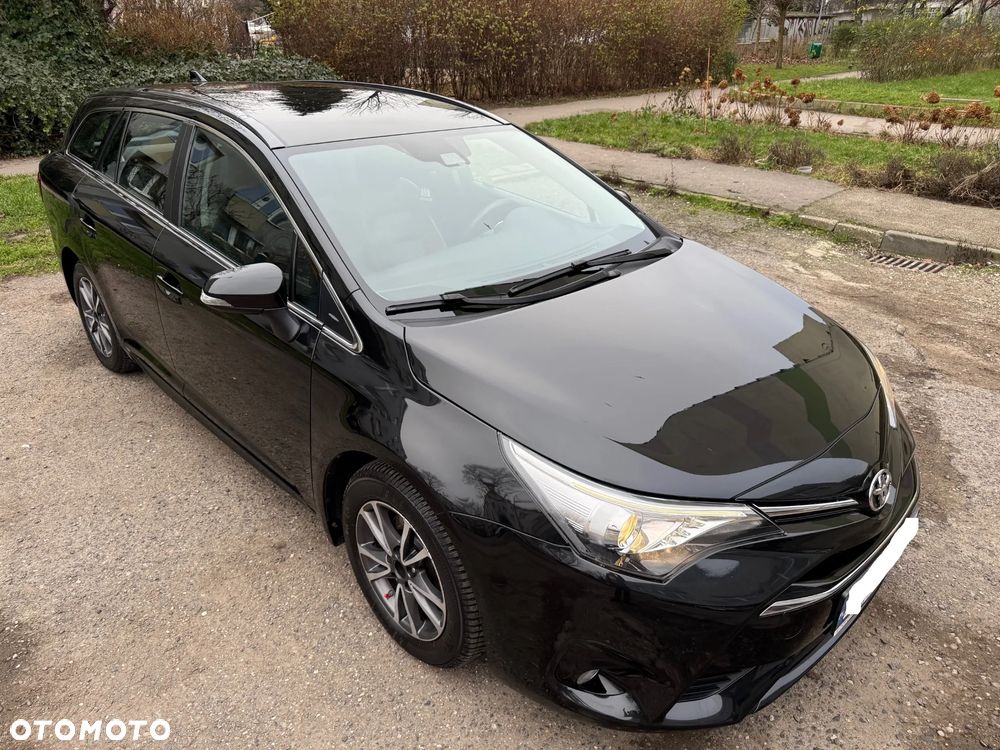 Toyota Avensis 2.0 Multidrive S Executive - 6