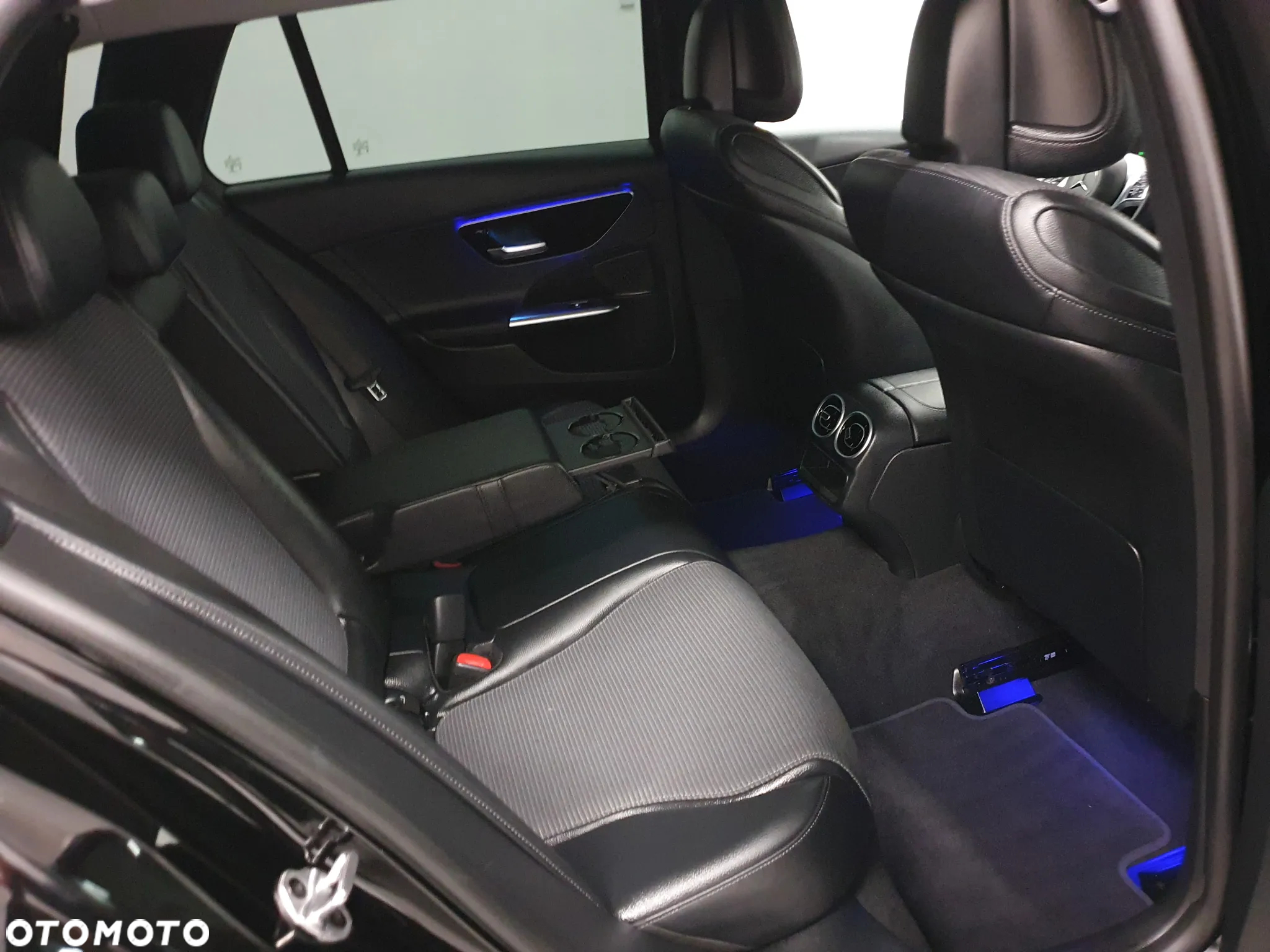 Mercedes-Benz Klasa C 220 d T 9G-TRONIC - 17