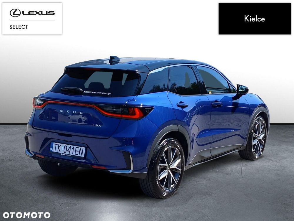 Lexus LBX 1.5 Hybrid Cool AWD - 6