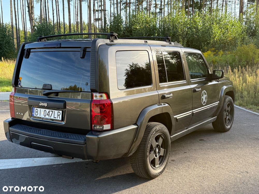 Jeep Commander 3.7 V6 - 4