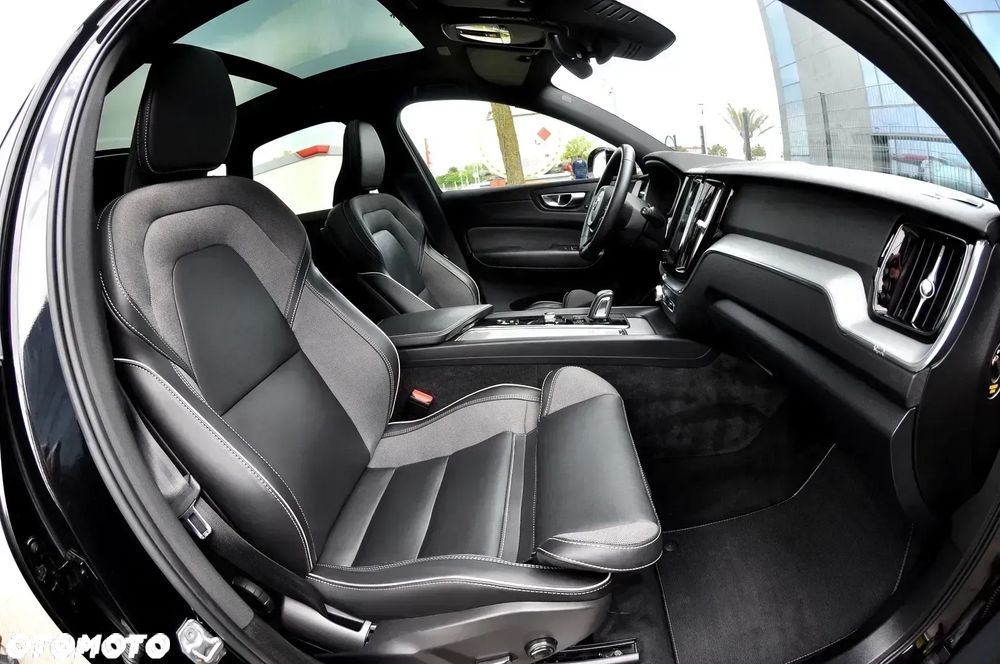 Volvo XC 60 B4 B Geartronic RDesign - 27