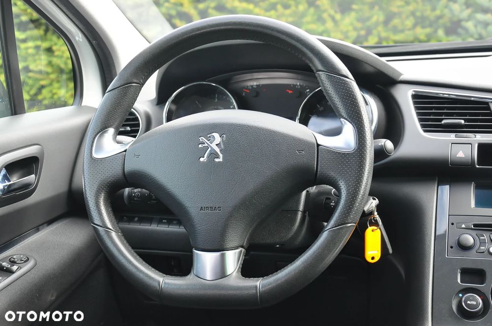 Peugeot 3008 1.6 BlueHDi Style S&S - 25