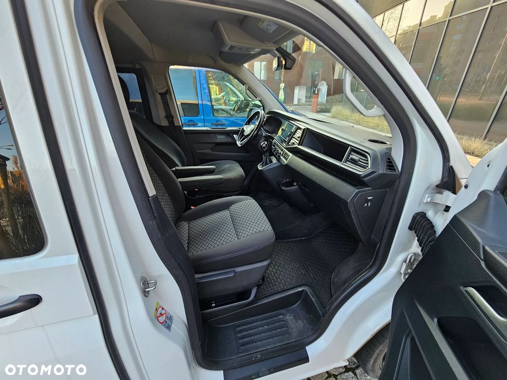 Volkswagen Multivan - 20