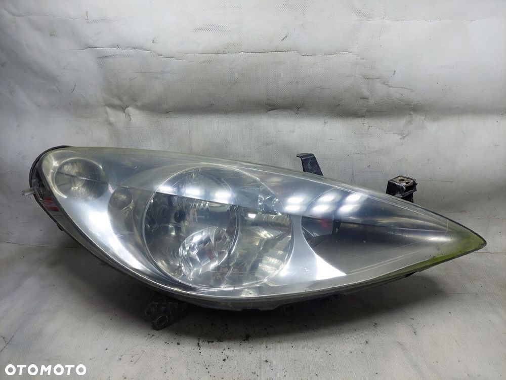 Lampa Prawy Przednia Przód Peugeot 307 - 2