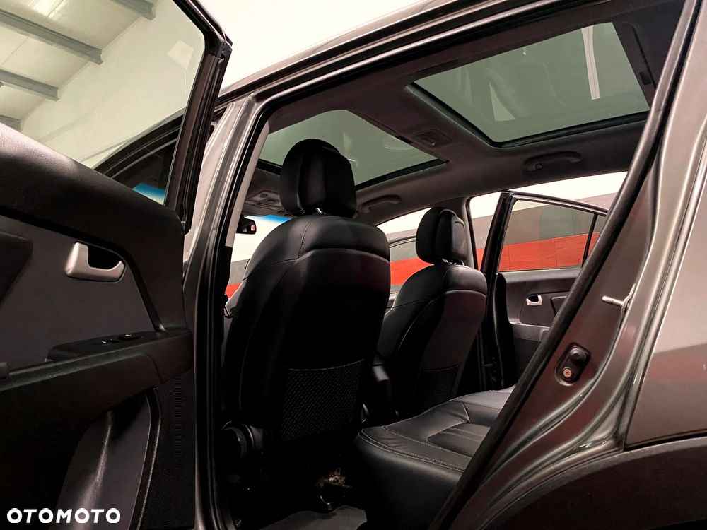 Kia Sportage 1.6 GDI Business Line L 2WD - 24