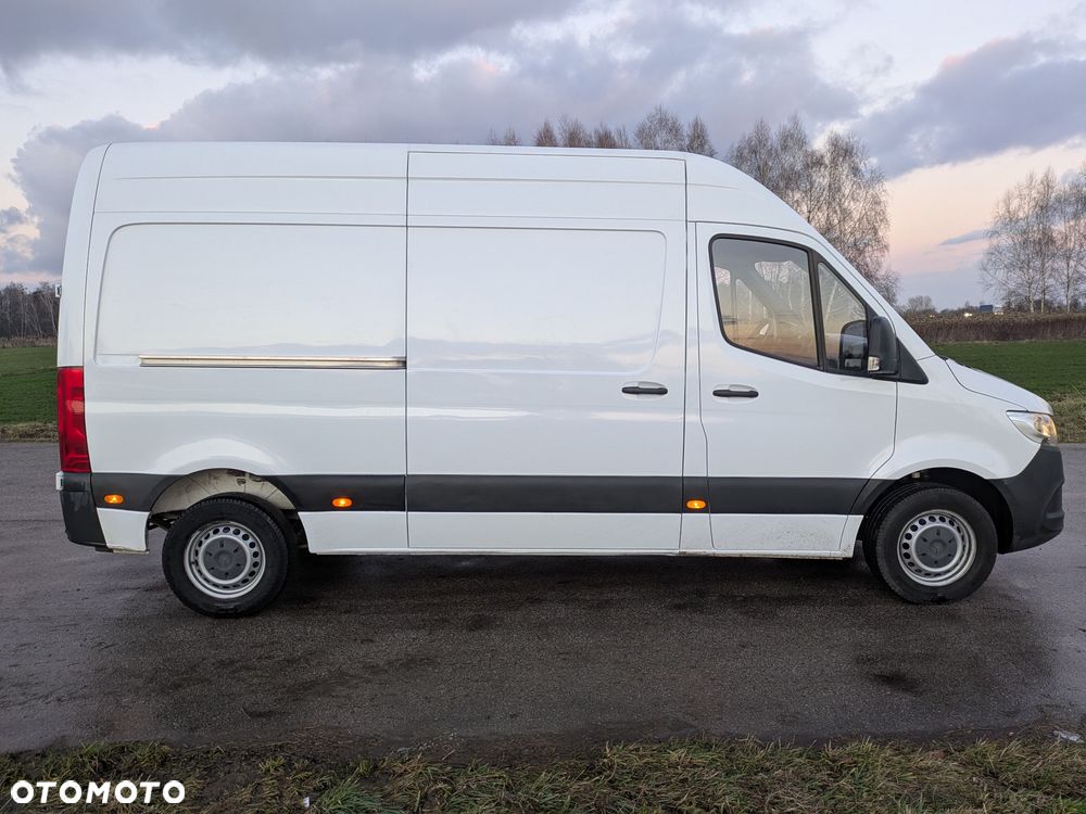Mercedes-Benz Sprinter - 6
