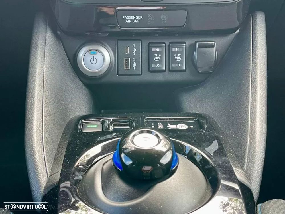 Nissan Leaf Acenta - 23