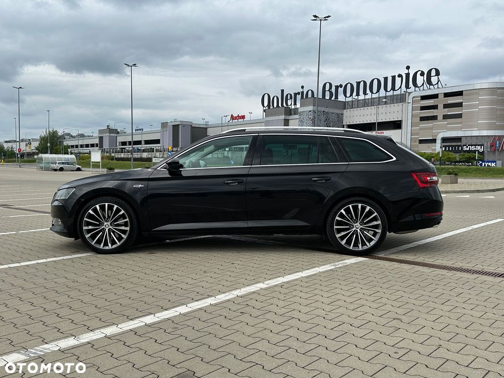 Skoda Superb 2.0 TSI 4x4 L&K DSG - 9