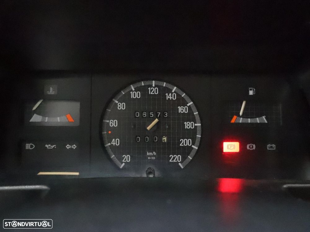 Opel Kadett 1.2 LS - 9