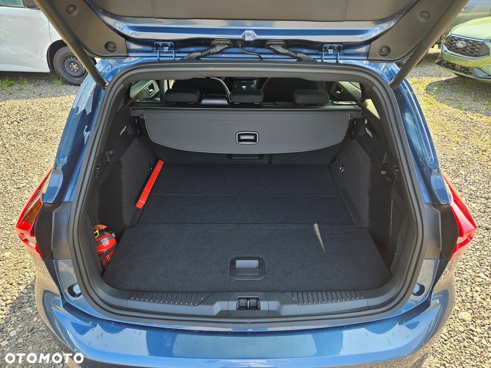 Ford Focus SW 1.0 EcoBoost mHEV ST-Line X - 12