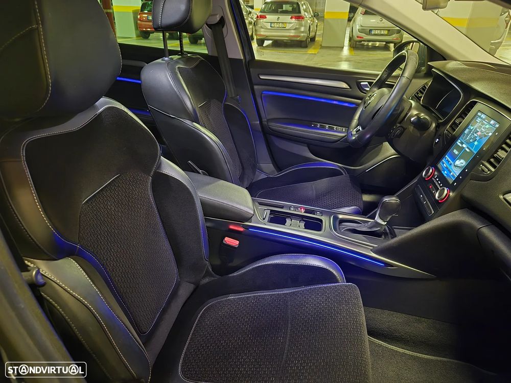 Renault Mégane Sport Tourer 1.2 TCE Bose Edition EDC - 38