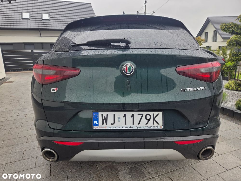 Alfa Romeo Stelvio 2.0 Turbo TI Q4 - 4