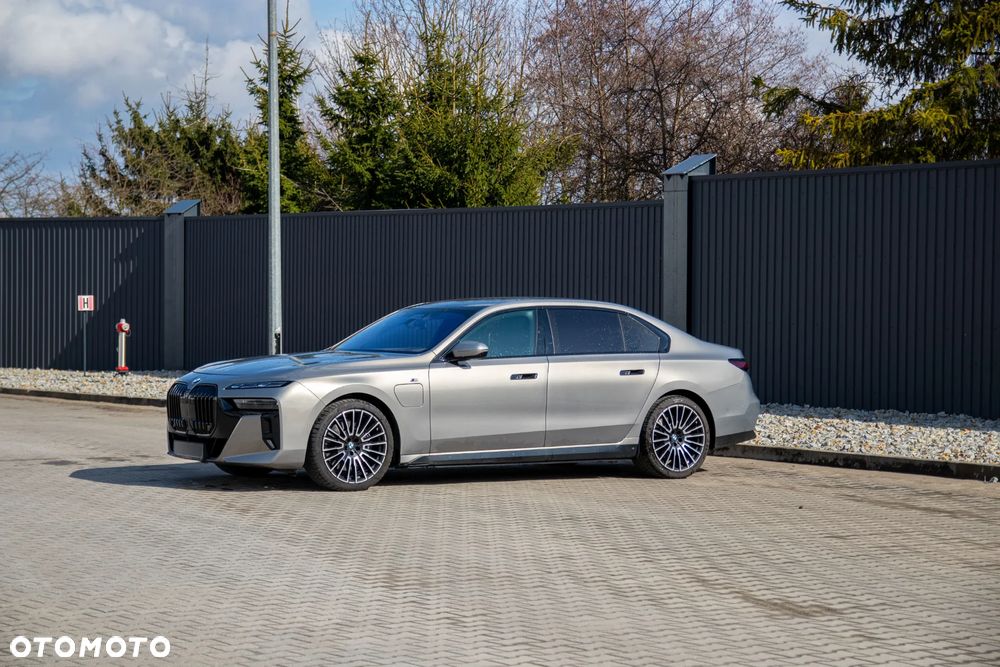 BMW Seria 7 - 2